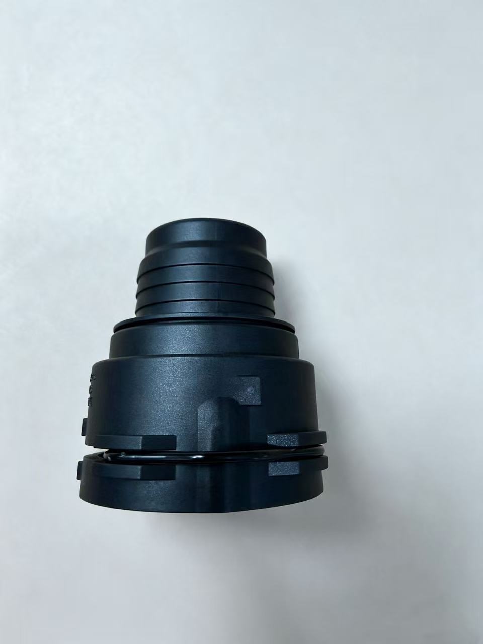 8K0 122 293K Car Radiator Water Pipe Connector Cooling Hose Joint For Audi