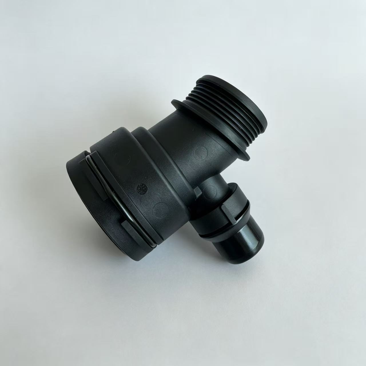 BMW Coolant Hose Connector OE 8632261 For G30 G38 B48 Engine