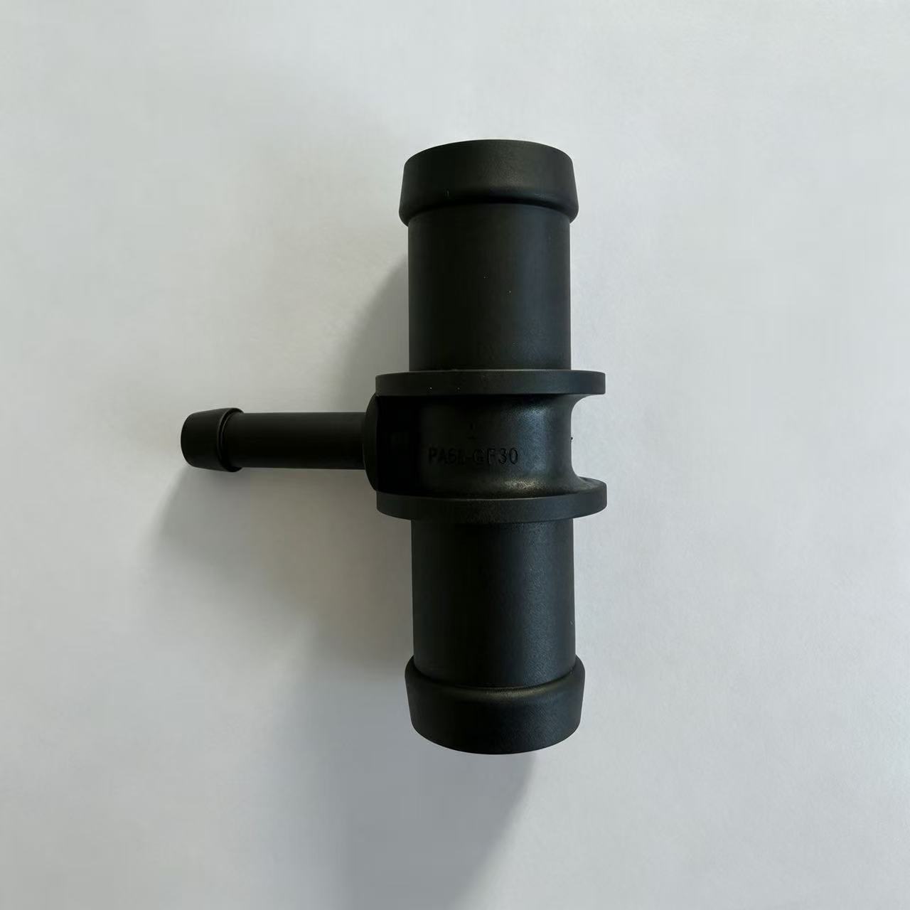 Automotive Coolant Hose T-Connector Size 20×20×8